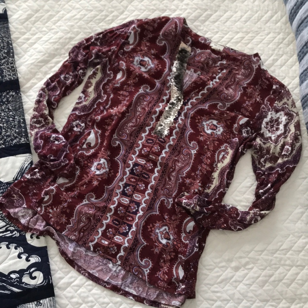 Anthropologie blouse with gold sequin detail